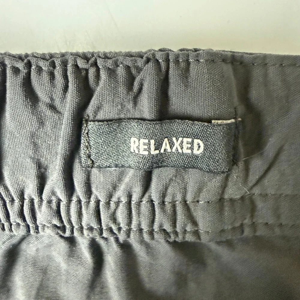 REI Pants Mens 38x36 Fits 38x34 Gray Relaxed Fit Hiking Cargo Convertible Shorts